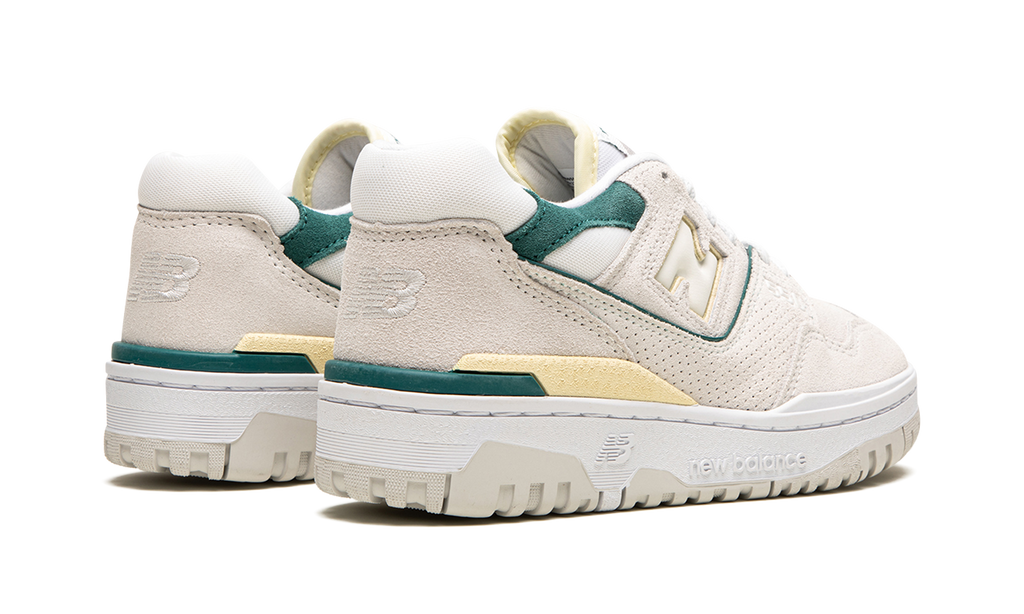 New Balance 550  Reflection